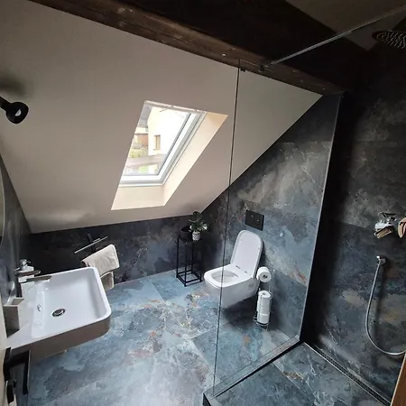 Limi Lodge Oscadnica