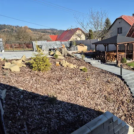 Lodge Limi