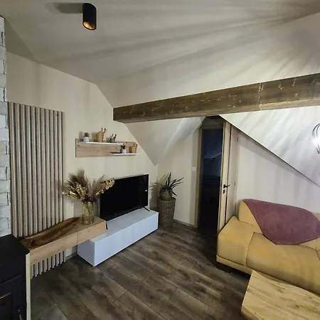 Lodge Limi
